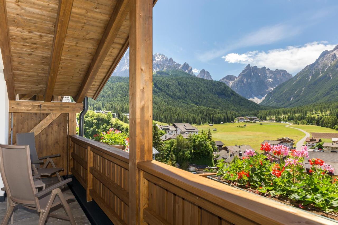 Hotel Royal Und Ferienhaus Annabel Sexten Exteriér fotografie
