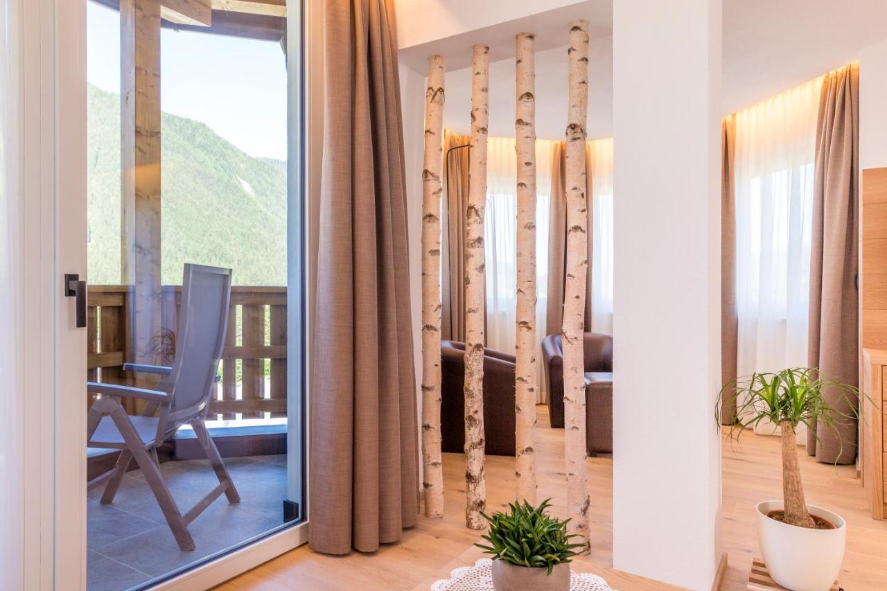 Hotel Royal Und Ferienhaus Annabel Sexten Exteriér fotografie